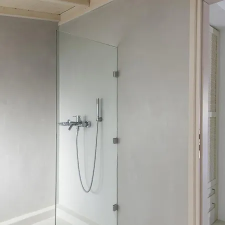 Appartamento Ilya By The Sea *