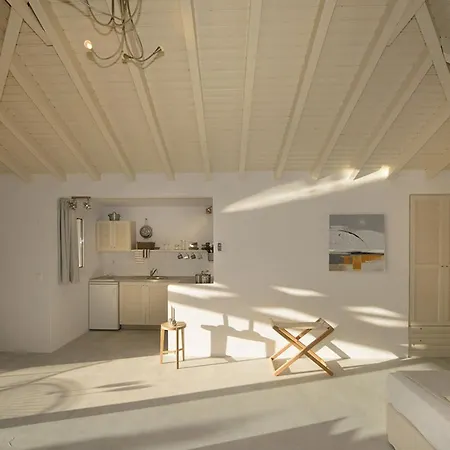 Ilya By The Sea Apartment
